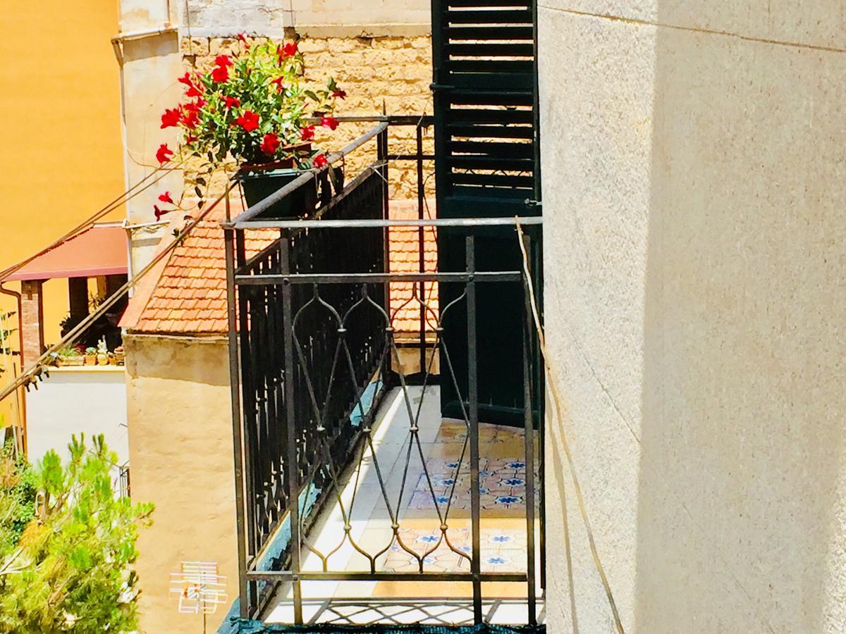Go Go House Hotel Palermo Exterior photo